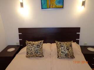 Апарт-отели Apart Complex Kavarna Hills Каварна Номер-студио с кроватью размера "king-size", диваном-кроватью и балконом-1